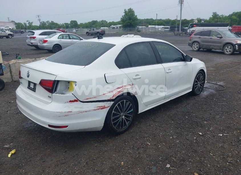 Photo 4 of 2016 Volkswagen Jetta 1.8T SPORT (VIN 3VWD17AJXGM294719)