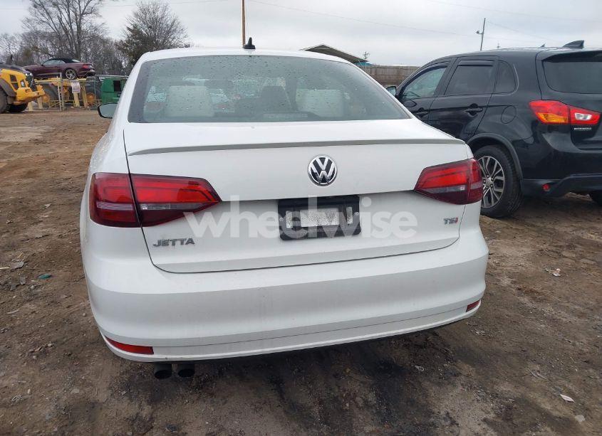 Photo 17 of 2016 Volkswagen Jetta 1.8T SPORT (VIN 3VWD17AJXGM341389)