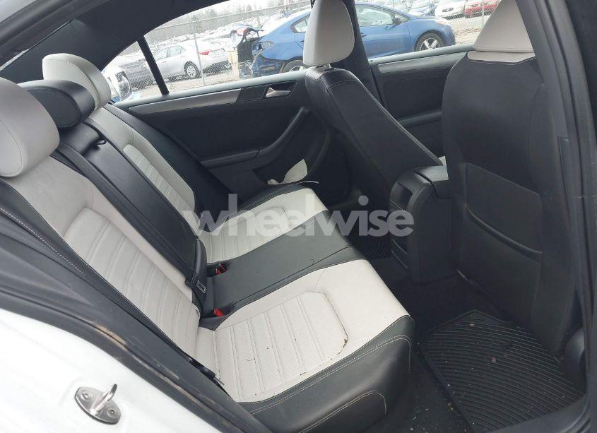 Photo 8 of 2016 Volkswagen Jetta 1.8T SPORT (VIN 3VWD17AJXGM341389)