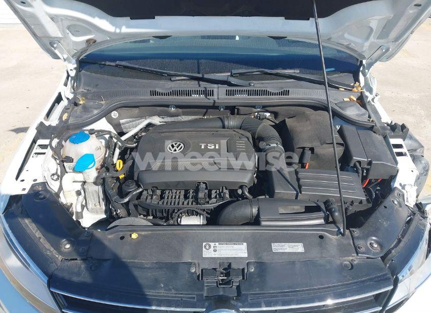 Photo 10 of 2016 Volkswagen Jetta 1.8T SPORT (VIN 3VWD17AJXGM392388)