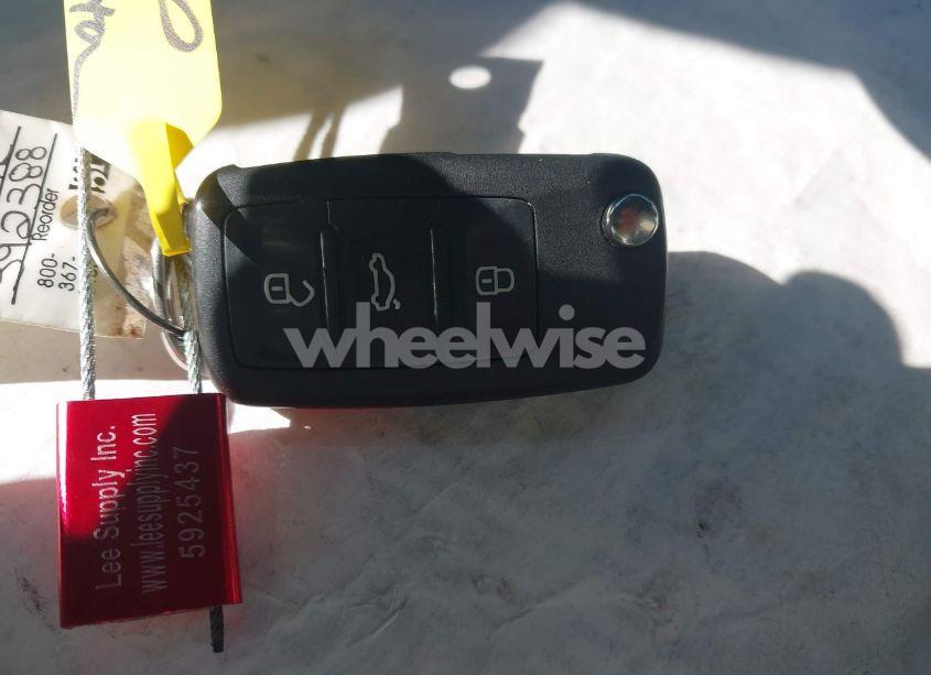 Photo 11 of 2016 Volkswagen Jetta 1.8T SPORT (VIN 3VWD17AJXGM392388)