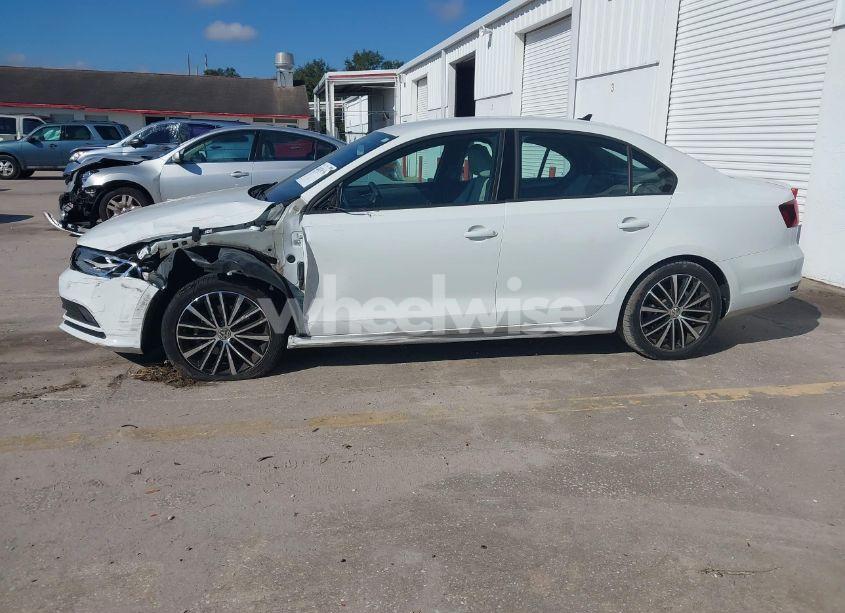 Photo 14 of 2016 Volkswagen Jetta 1.8T SPORT (VIN 3VWD17AJXGM392388)