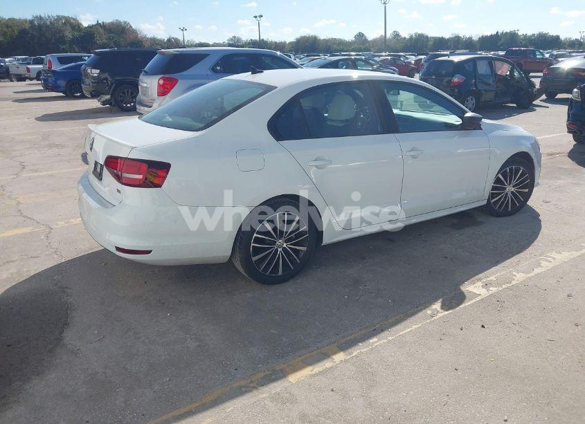 Photo 4 of 2016 Volkswagen Jetta 1.8T SPORT (VIN 3VWD17AJXGM392388)