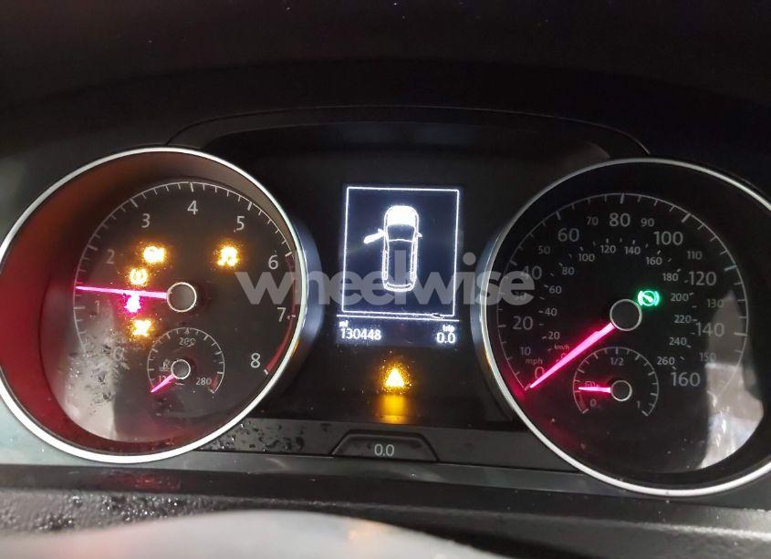 Photo 7 of 2018 Volkswagen Golf SPORTWAGEN TSI S/TSI SE (VIN 3VWD17AU4JM754653)