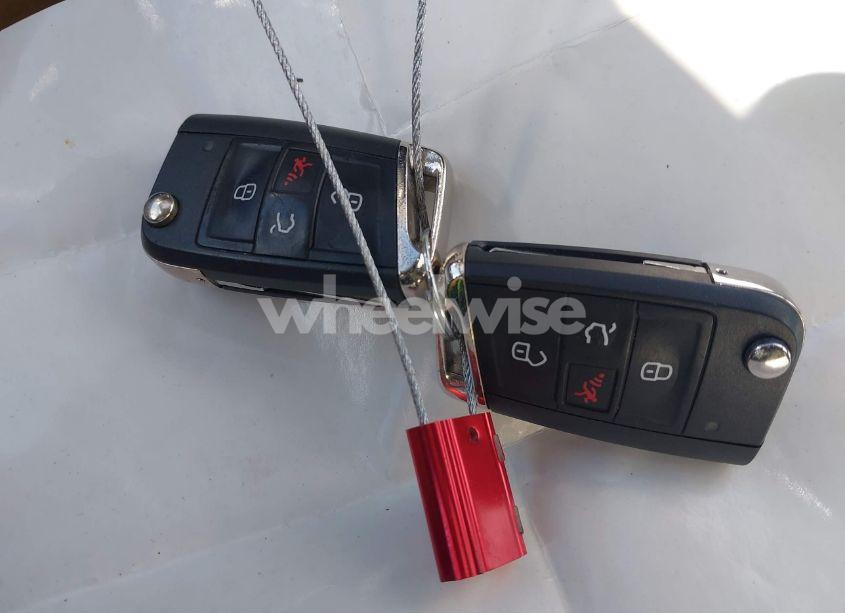 Photo 11 of 2018 Volkswagen Golf SPORTWAGEN TSI S/TSI SE (VIN 3VWD17AUXJM752387)