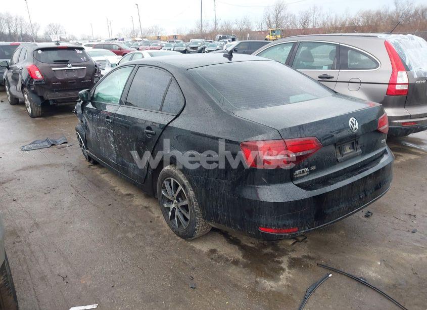 Photo 3 of 2016 Volkswagen Jetta 1.4T SE (VIN 3VWD67AJ0GM232960)