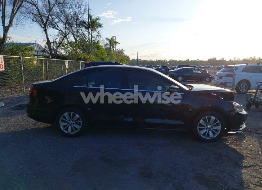 Photo 14 of 2016 Volkswagen Jetta 1.4T SE (VIN 3VWD67AJ0GM244090)