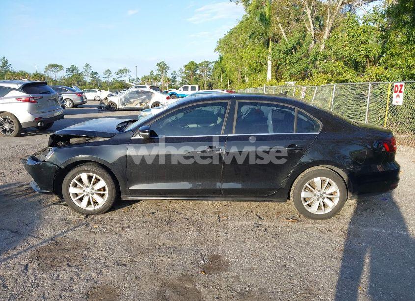 Photo 15 of 2016 Volkswagen Jetta 1.4T SE (VIN 3VWD67AJ0GM244090)