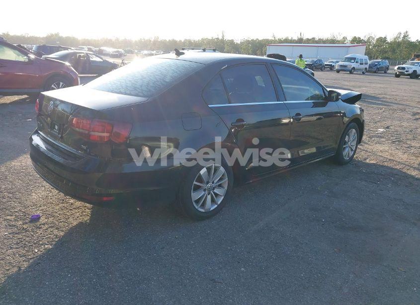 Photo 4 of 2016 Volkswagen Jetta 1.4T SE (VIN 3VWD67AJ0GM244090)