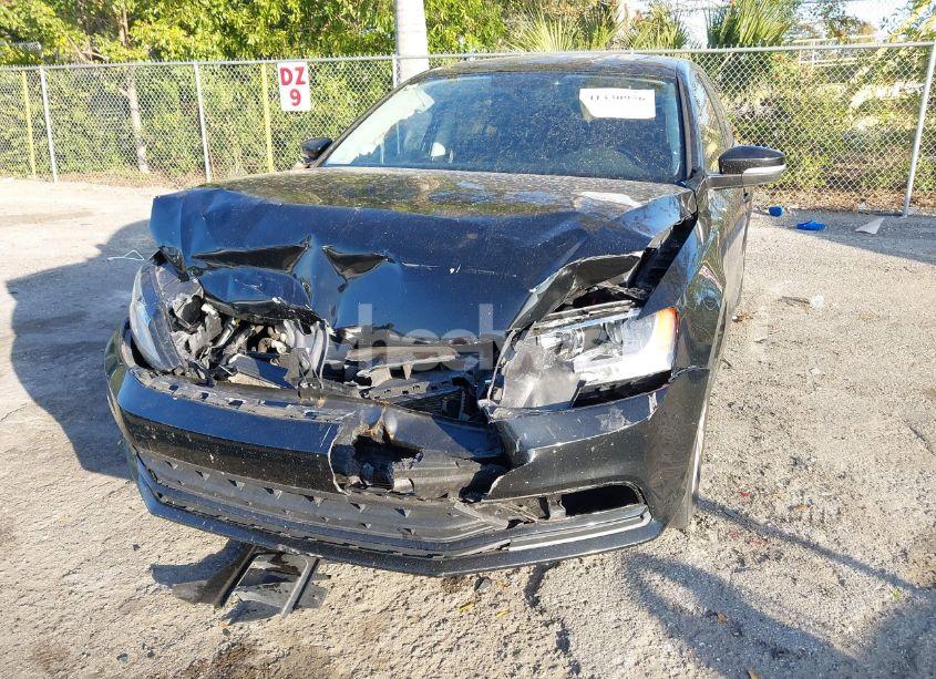 Photo 6 of 2016 Volkswagen Jetta 1.4T SE (VIN 3VWD67AJ0GM244090)