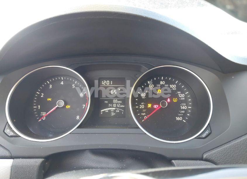 Photo 7 of 2016 Volkswagen Jetta 1.4T SE (VIN 3VWD67AJ0GM244090)