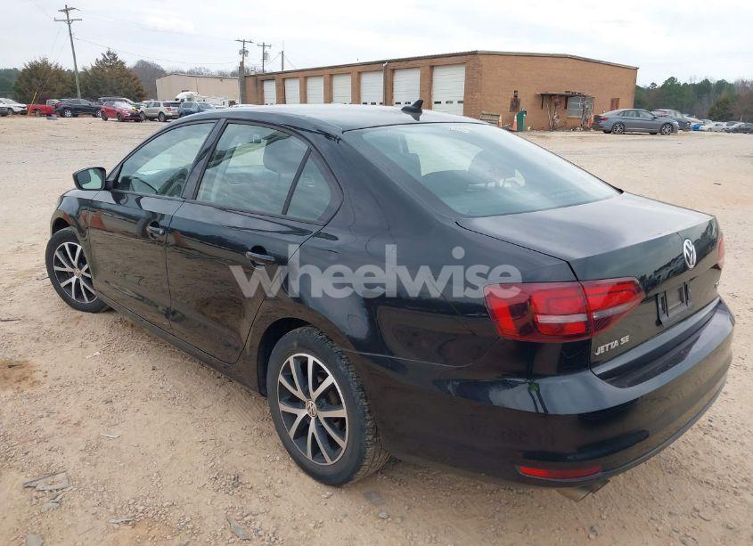 Photo 3 of 2016 Volkswagen Jetta 1.4T SE (VIN 3VWD67AJ1GM261996)