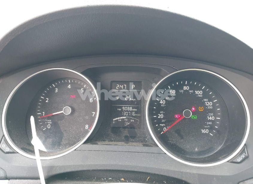 Photo 7 of 2016 Volkswagen Jetta 1.4T SE (VIN 3VWD67AJ1GM261996)