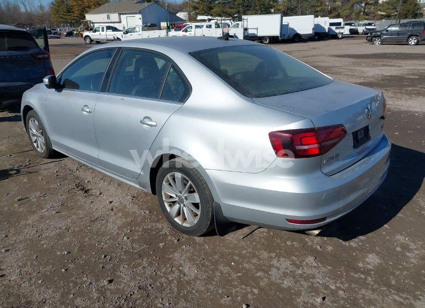 Photo 3 of 2016 Volkswagen Jetta 1.4T SE (VIN 3VWD67AJ1GM311215)