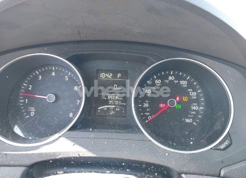 Photo 7 of 2016 Volkswagen Jetta 1.4T SE (VIN 3VWD67AJ1GM311215)