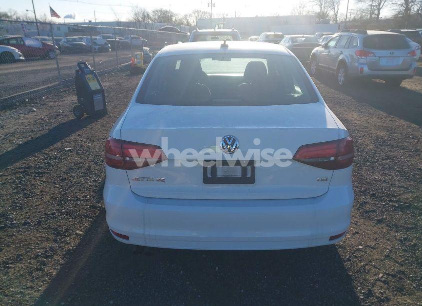 Photo 16 of 2016 Volkswagen Jetta 1.4T SE (VIN 3VWD67AJ1GM346028)