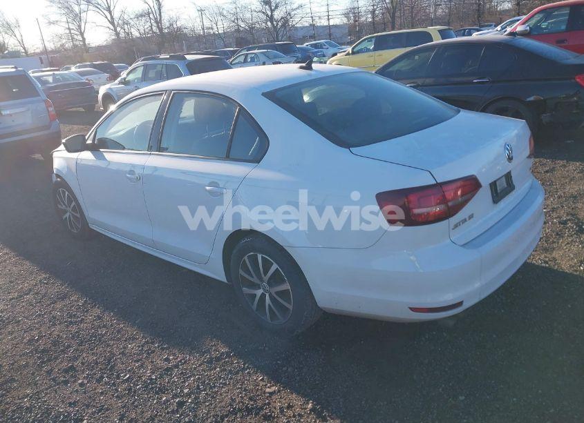 Photo 3 of 2016 Volkswagen Jetta 1.4T SE (VIN 3VWD67AJ1GM346028)