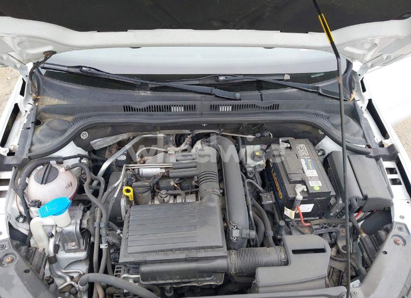 Photo 10 of 2016 Volkswagen Jetta 1.4T SE (VIN 3VWD67AJ2GM274790)