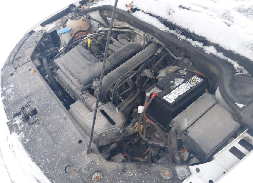 Photo 10 of 2016 Volkswagen Jetta 1.4T SE (VIN 3VWD67AJ2GM275700)