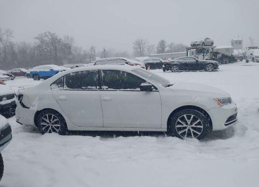 Photo 13 of 2016 Volkswagen Jetta 1.4T SE (VIN 3VWD67AJ2GM275700)