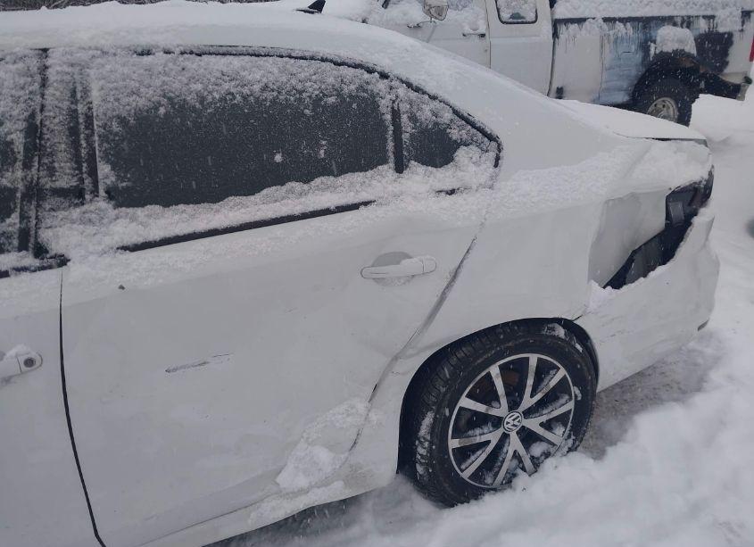 Photo 6 of 2016 Volkswagen Jetta 1.4T SE (VIN 3VWD67AJ2GM275700)