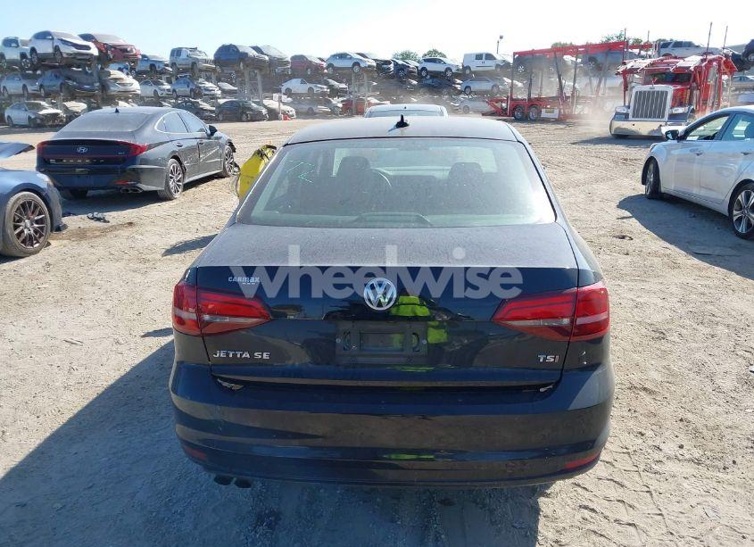 Photo 16 of 2016 Volkswagen Jetta 1.4T SE (VIN 3VWD67AJ2GM292089)