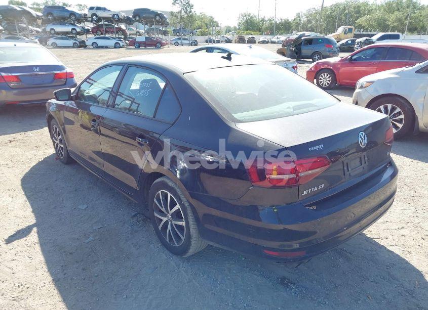 Photo 3 of 2016 Volkswagen Jetta 1.4T SE (VIN 3VWD67AJ2GM292089)