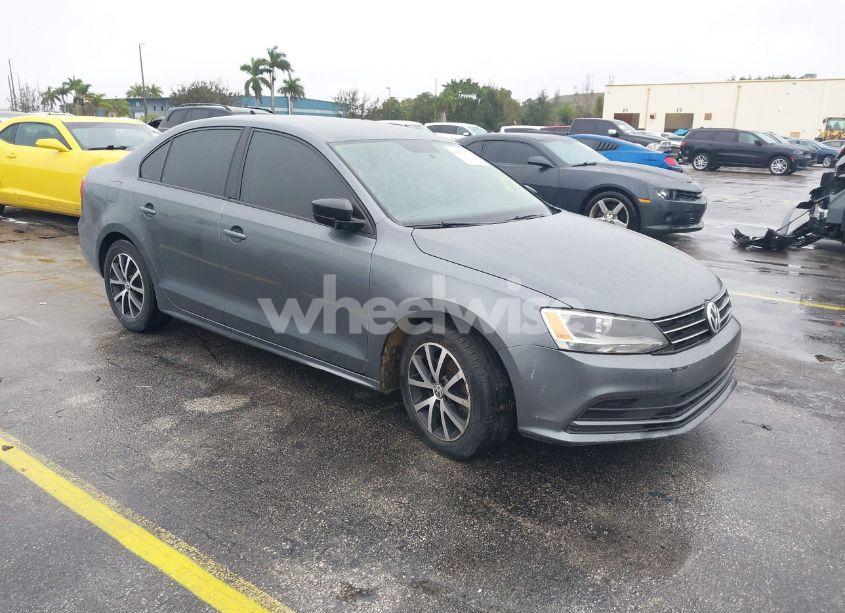 2016 Volkswagen Jetta 1.4T SE (VIN 3VWD67AJ2GM315418) main photo