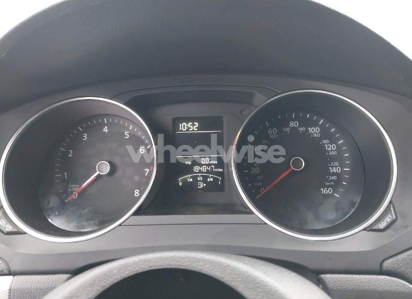 Photo 7 of 2016 Volkswagen Jetta 1.4T SE (VIN 3VWD67AJ2GM315418)