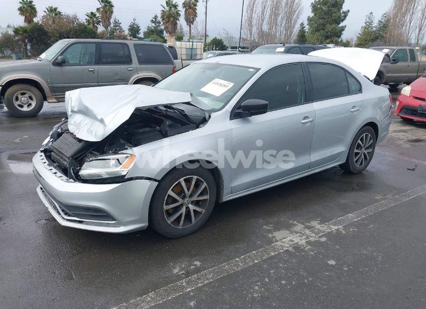Photo 2 of 2016 Volkswagen Jetta 1.4T SE (VIN 3VWD67AJ3GM243385)