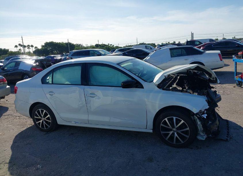 Photo 13 of 2016 Volkswagen Jetta 1.4T SE (VIN 3VWD67AJ3GM276032)