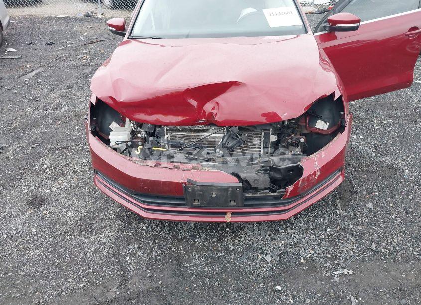 Photo 6 of 2016 Volkswagen Jetta 1.4T SE (VIN 3VWD67AJ4GM268036)