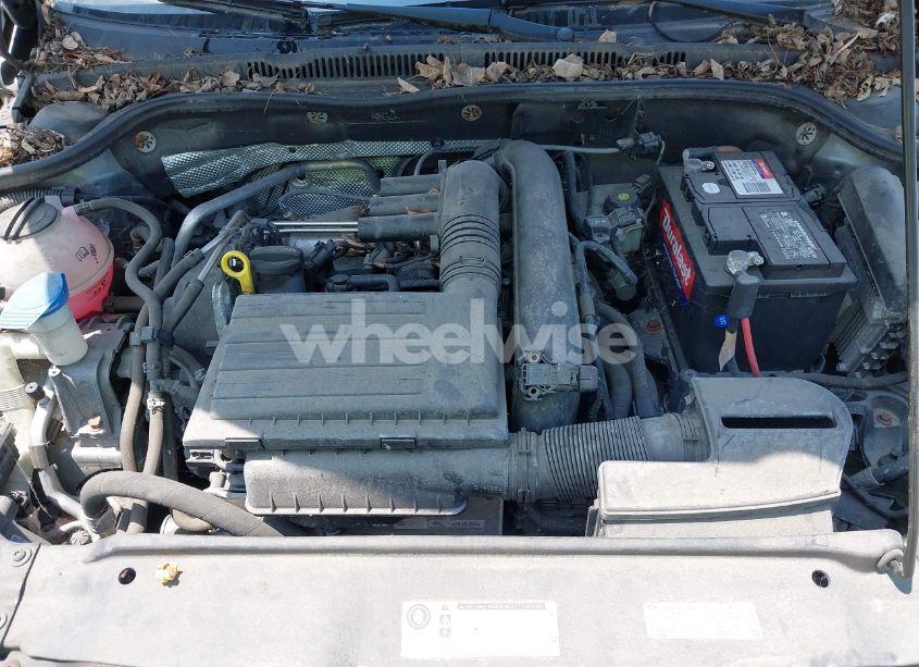 Photo 10 of 2016 Volkswagen Jetta 1.4T SE (VIN 3VWD67AJ4GM389987)