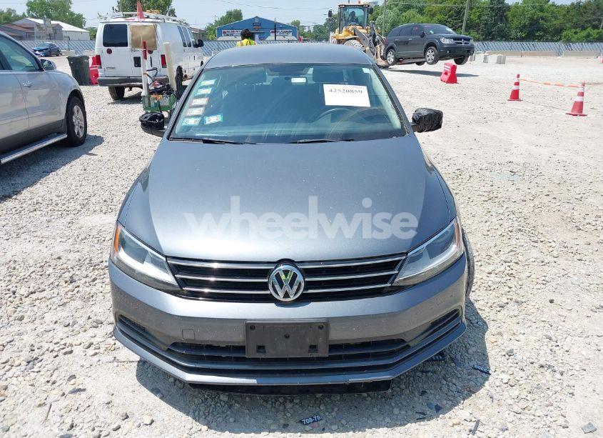 Photo 12 of 2016 Volkswagen Jetta 1.4T SE (VIN 3VWD67AJ4GM389987)