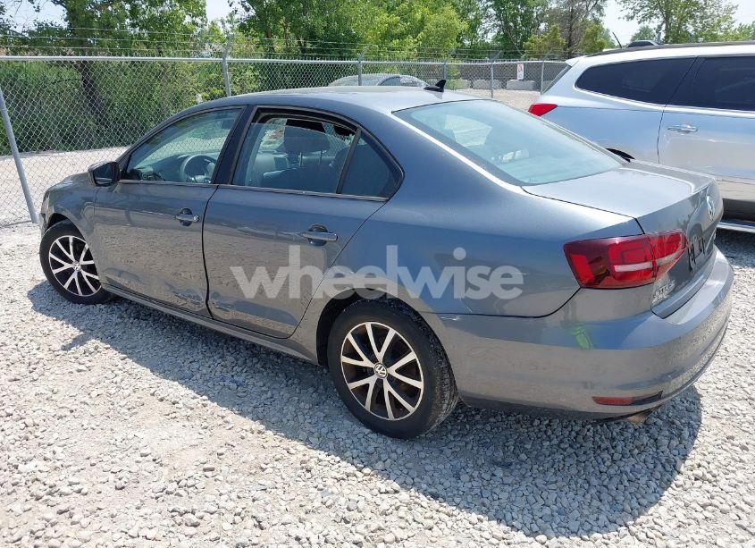 Photo 3 of 2016 Volkswagen Jetta 1.4T SE (VIN 3VWD67AJ4GM389987)