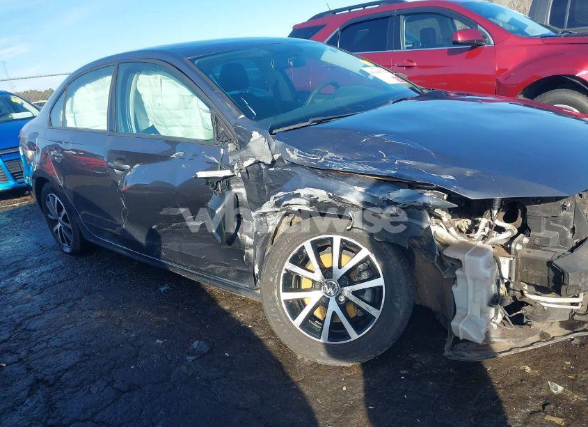 Photo 6 of 2016 Volkswagen Jetta 1.4T SE (VIN 3VWD67AJ4GM400731)