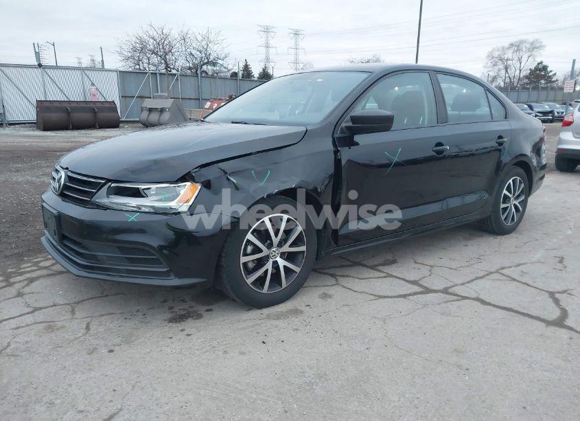 Photo 2 of 2016 Volkswagen Jetta 1.4T SE (VIN 3VWD67AJ4GM403919)
