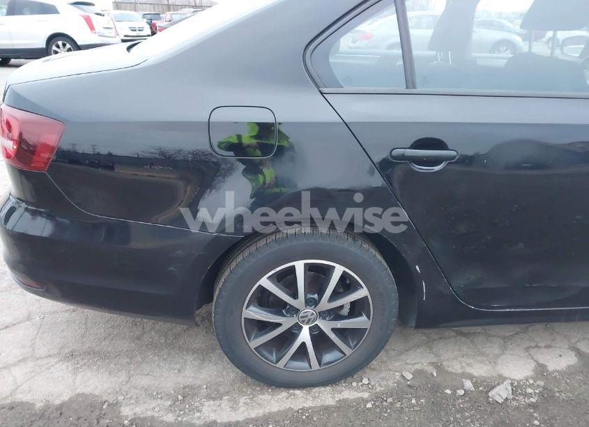 Photo 20 of 2016 Volkswagen Jetta 1.4T SE (VIN 3VWD67AJ4GM403919)