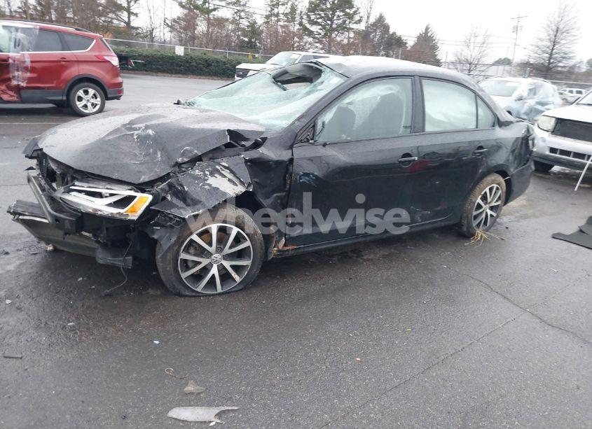 Photo 2 of 2016 Volkswagen Jetta 1.4T SE (VIN 3VWD67AJ5GM255201)