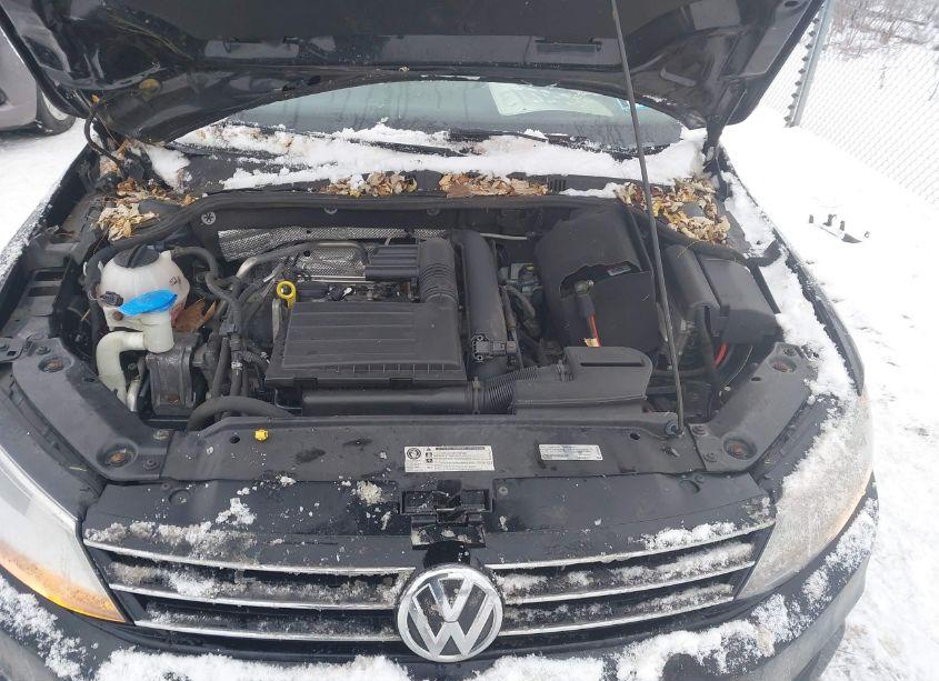 Photo 10 of 2016 Volkswagen Jetta 1.4T SE (VIN 3VWD67AJ5GM318345)