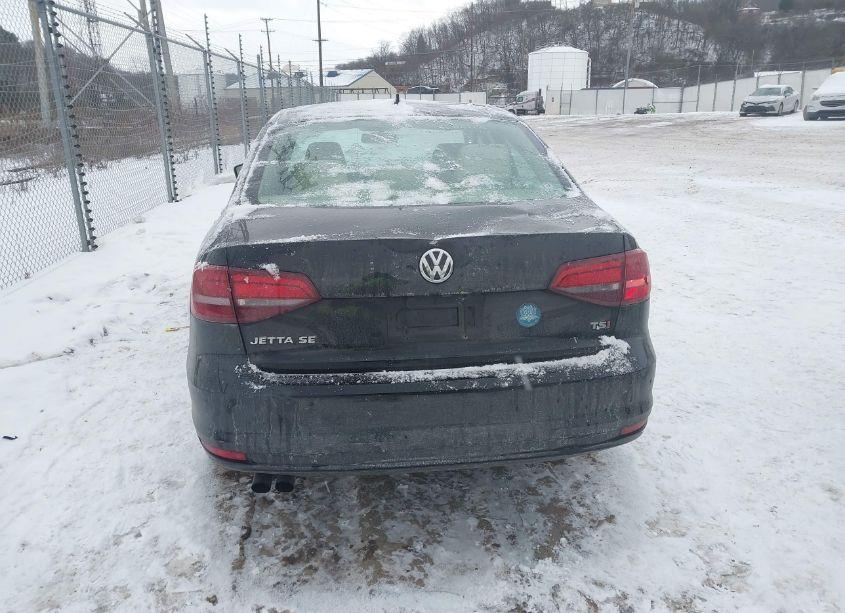 Photo 16 of 2016 Volkswagen Jetta 1.4T SE (VIN 3VWD67AJ5GM318345)