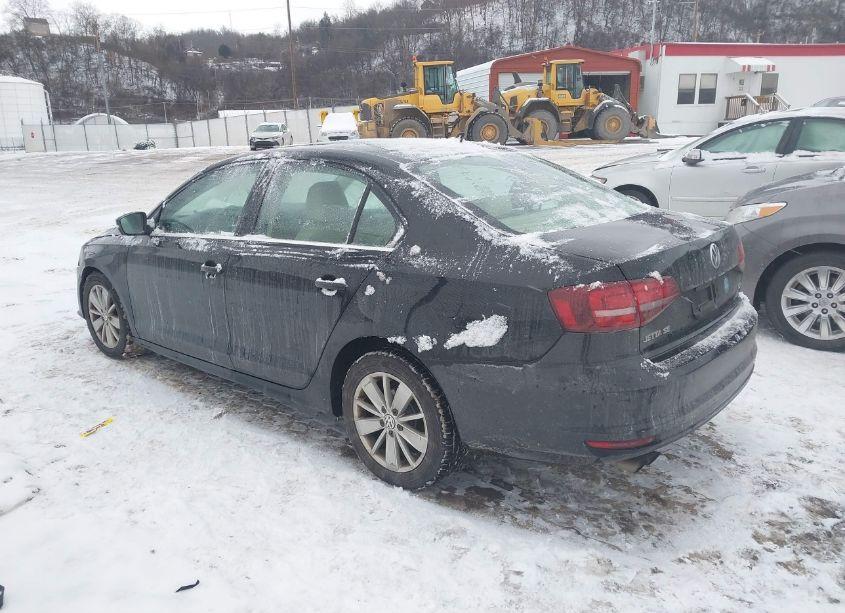Photo 3 of 2016 Volkswagen Jetta 1.4T SE (VIN 3VWD67AJ5GM318345)