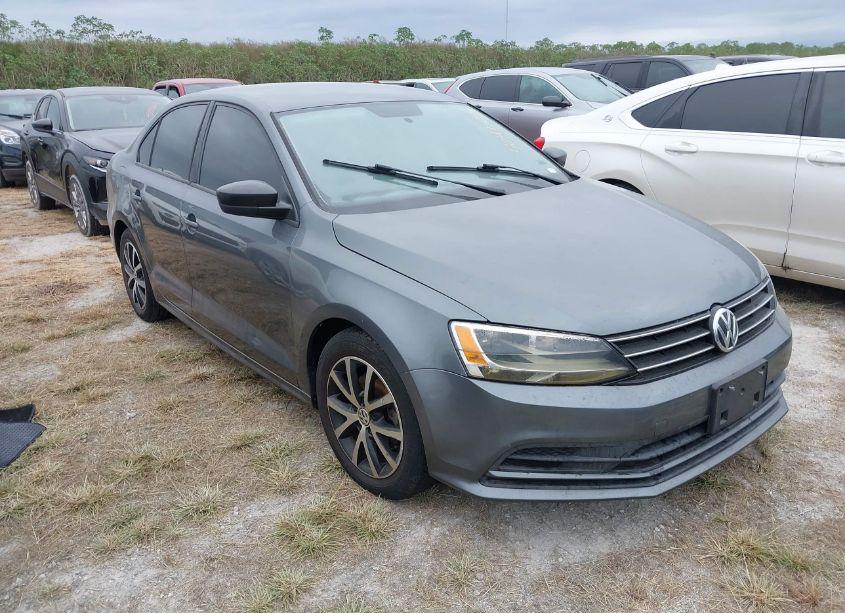 2016 Volkswagen Jetta 1.4T SE (VIN 3VWD67AJ5GM347795) main photo