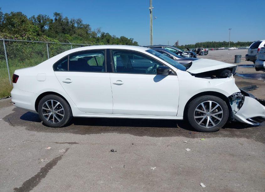 Photo 13 of 2016 Volkswagen Jetta 1.4T SE (VIN 3VWD67AJ5GM358327)