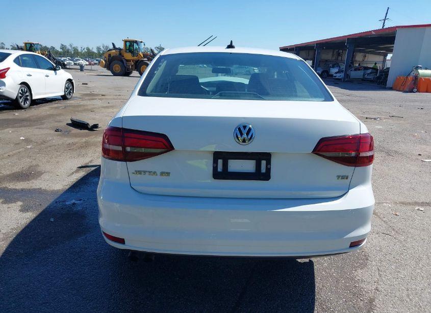 Photo 16 of 2016 Volkswagen Jetta 1.4T SE (VIN 3VWD67AJ5GM358327)