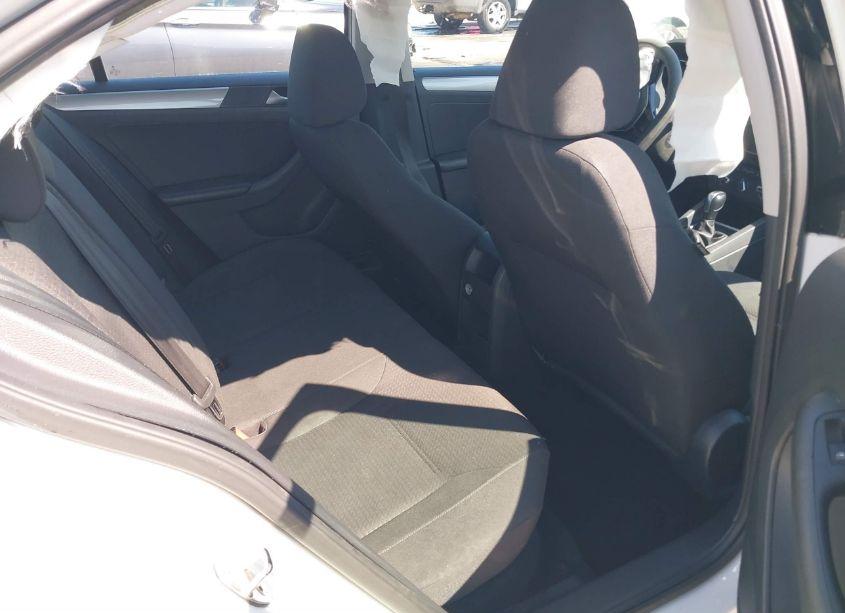 Photo 8 of 2016 Volkswagen Jetta 1.4T SE (VIN 3VWD67AJ5GM358327)