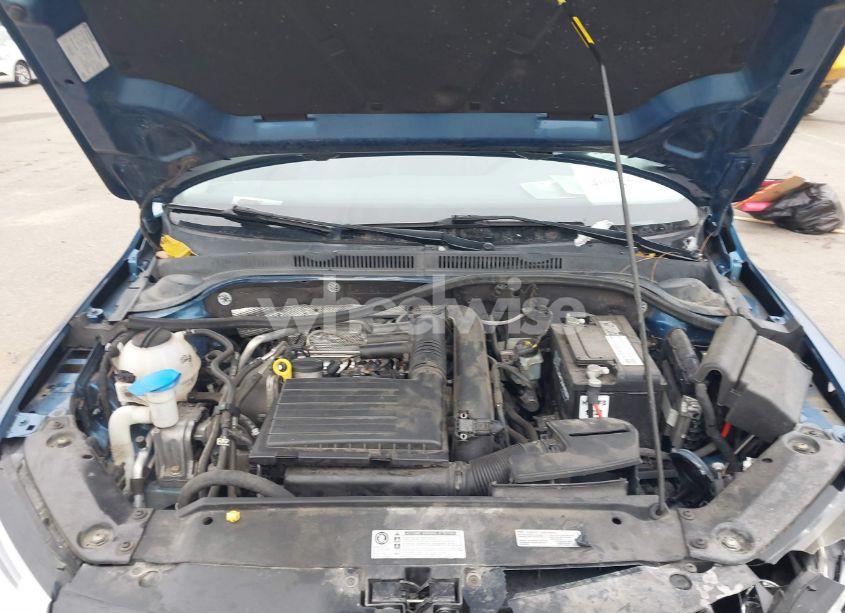 Photo 10 of 2016 Volkswagen Jetta 1.4T SE (VIN 3VWD67AJ5GM415187)