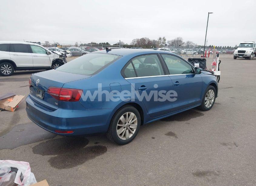Photo 4 of 2016 Volkswagen Jetta 1.4T SE (VIN 3VWD67AJ5GM415187)