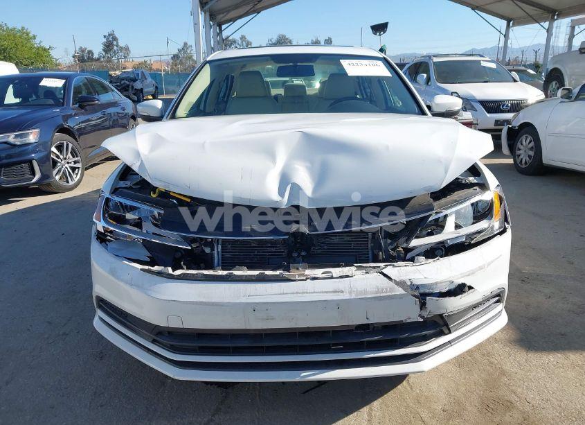 Photo 12 of 2016 Volkswagen Jetta 1.4T SE (VIN 3VWD67AJ6GM248600)