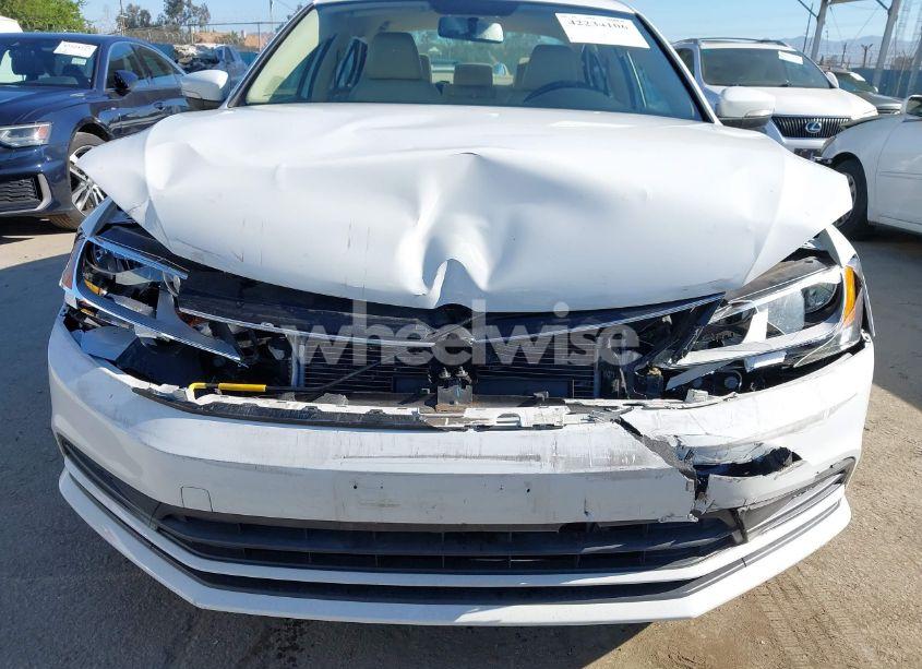 Photo 6 of 2016 Volkswagen Jetta 1.4T SE (VIN 3VWD67AJ6GM248600)